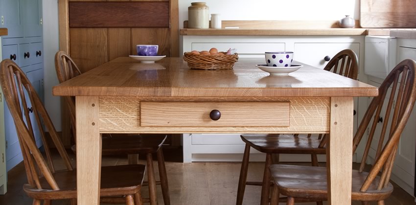 Shaker Style oak kitchen table