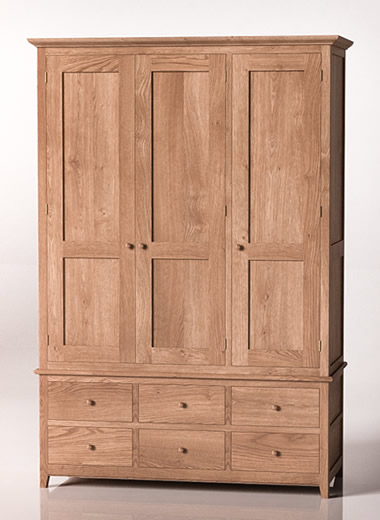 Oak wardrobe - CAD drawings as presented to client prior to commencing construction..